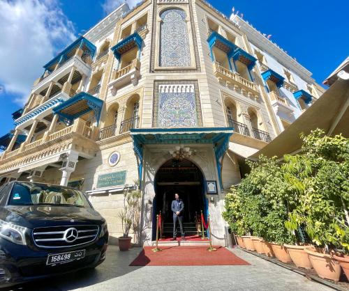 Vedere exterior, Royal Victoria in Tunis