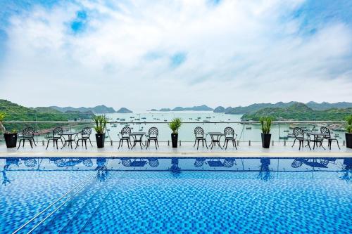 Surrounding environment, Cat Ba Paradise Pool & Spa - Hotel Elite in Cat Ba Island