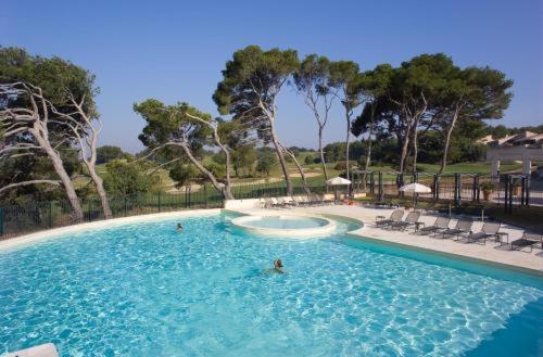 appartement cosy avec climatisation réversible GOLF DE SAUMANE