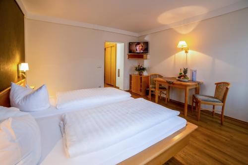 Lindenhof Hetzenbach – Zell, CA