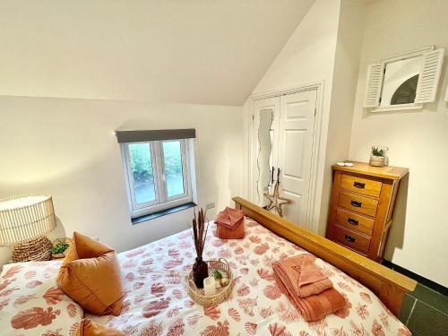 The Mermaids Watch Pendine DOG FRIENDLY with Cymru Holidays