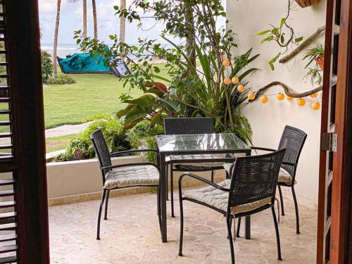Studio Apartment with Sea View image 10