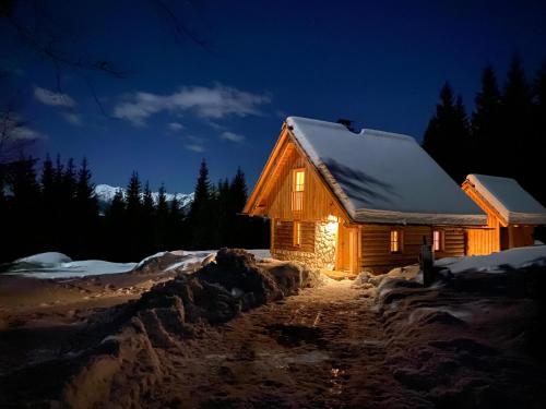 Lovely Cottage in a mountain wilderness of the National Park