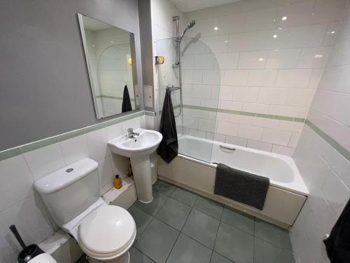 Modern Spacious studio close to station, Londýn (fotografie 4)