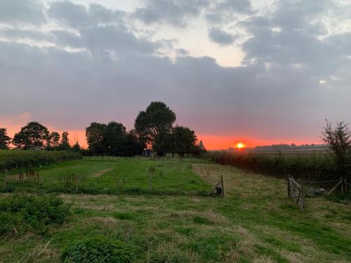 Vakantiewoning met sauna & hottub en zwempoel op Natuurterrein