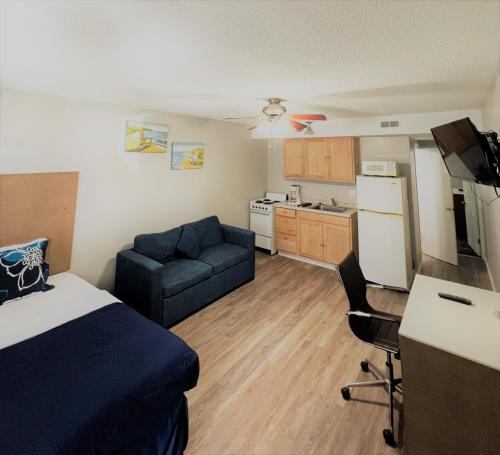 Sand Dollar Motel 5