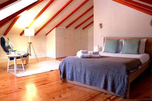 A Window to Porto - Fabulous apartment by Douro River, Porto