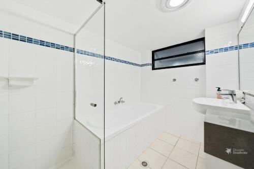 Mooloomba One by Discover Stradbroke Mooloomba One by Discover Stradbroke