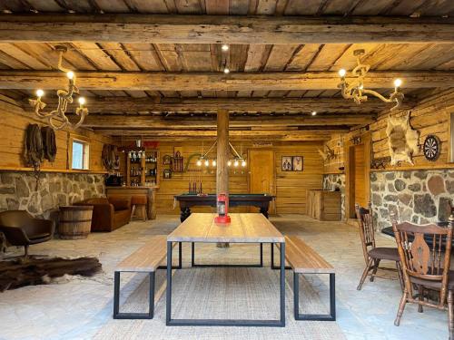 Uue-Ringi Holiday Uue-Ringi Holiday