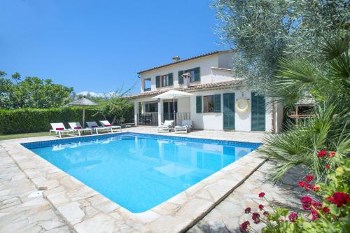 Villa La Vinya Gran by Villa Plus