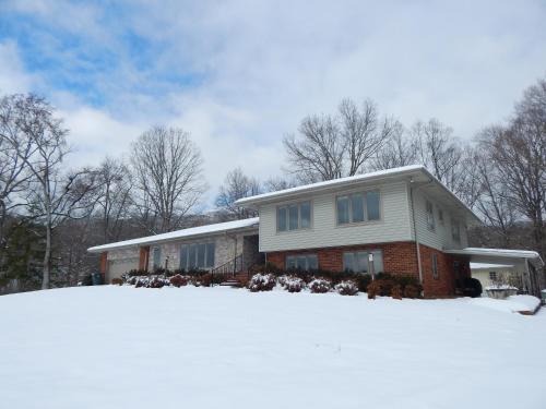 Fryars' Green at Tennessee RiverPlace - image 10