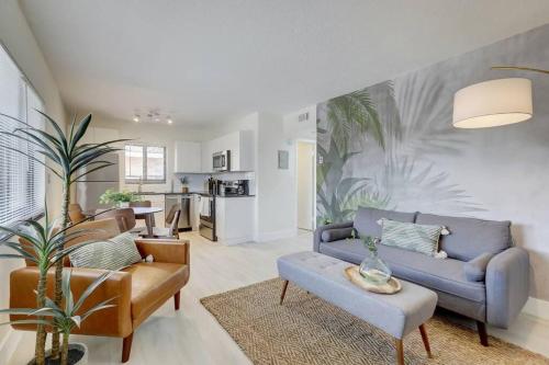 Beachy&Boho apt for 6 people with kitchen and pool in Fort Lauderdale, USA