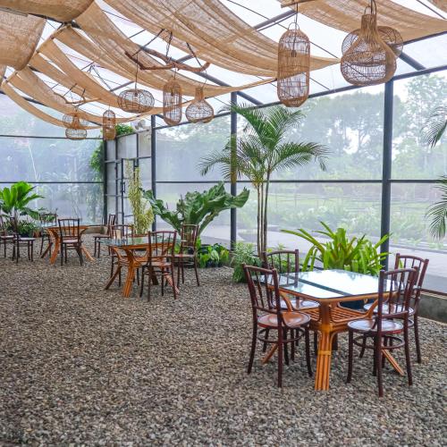 Restaurant, INAGRO in Tajur Halang