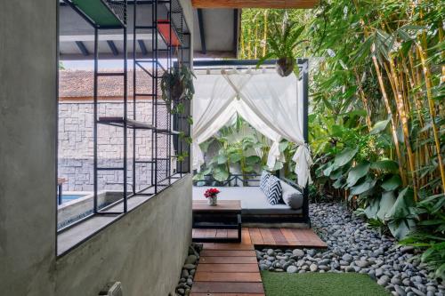 Deluxe Villa image 3