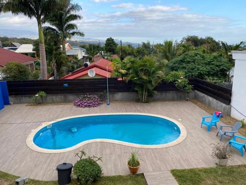 Villa avec piscine au centre de la rivière - Location, gîte - Saint-Louis