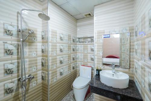 Bathroom, Anna Hotel in Gò Vấp
