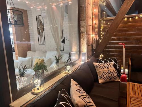One-Bedroom Apartment image 1