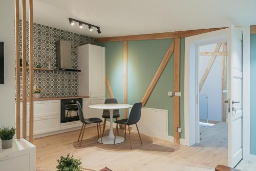 Konyha, Academy Home in Foksány