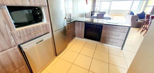 Dapur, La Mer 12 - 9 Sleeper - Stylish & Sophisticated! in Margate
