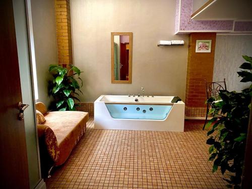 Vannas istaba, Green Villa in Hora