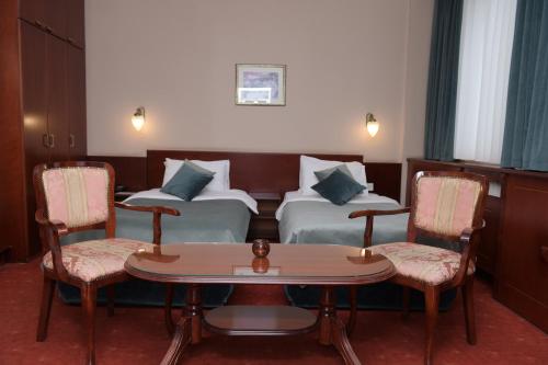 Palace Hotel – Belgrade, NY