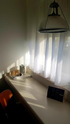 Campanile Hotel Chantilly - image 9