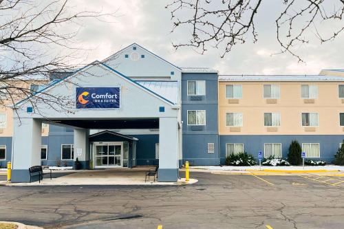 Comfort Inn & Suites Olathe - Kansas City