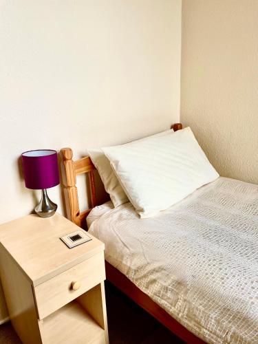 1 twin bed