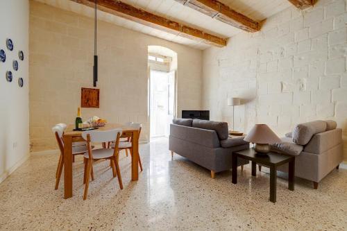 Comfy 2 BR Flat in the Heart of Valletta