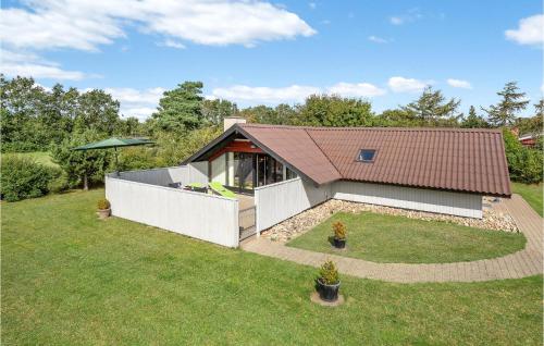  Amazing Home In Skjern With Kitchen in Skjern