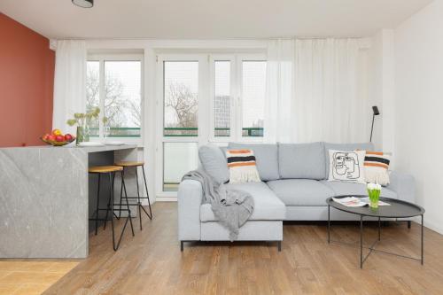 Modern Studio with Balcony Warsaw Mokotów by Noclegi Renters, Varsovie