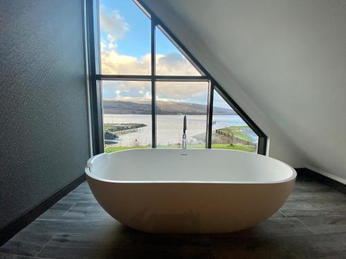 The Beach House Loch Lomond