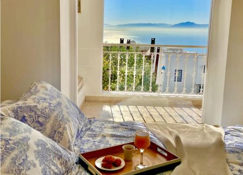 La symphonie bleue Breathtaking sea front view
