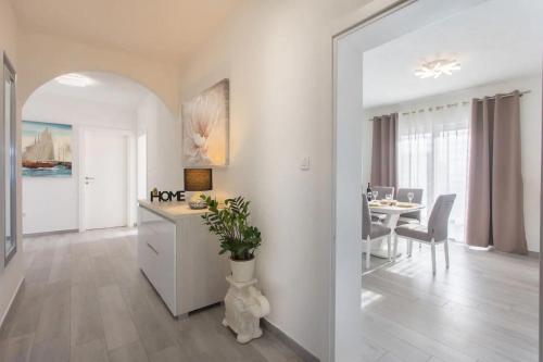 Apartment Moon with Private Pool - image 11