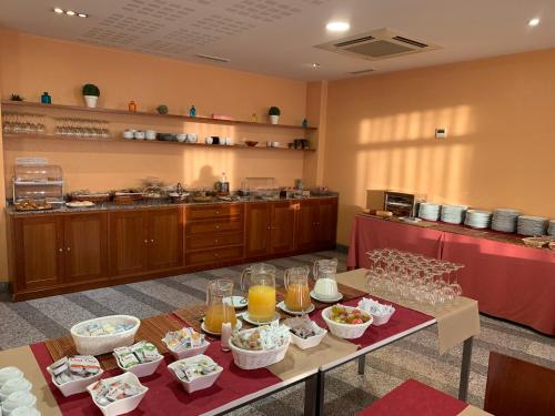 餐飲選擇, 國會宮酒店 (Hotel Palacio Congresos) in 帕倫西亞