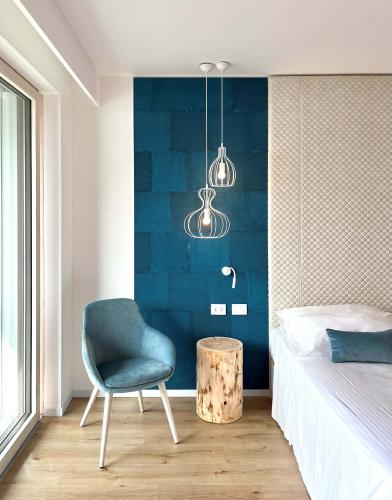 Double or twin room, deluxe, balcony