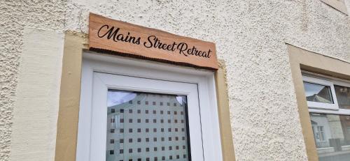 设施服务, Mains Street Retreat in 洛克比