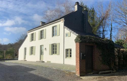 Ancienne maison rénovée au calme