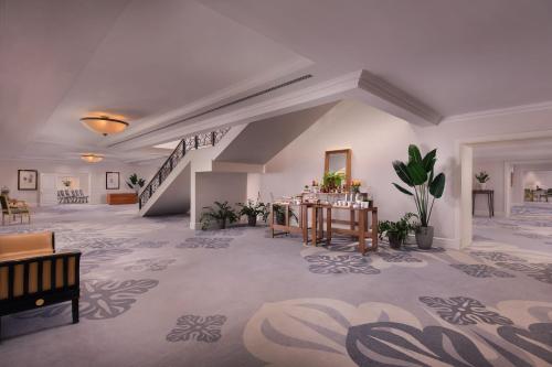 Lisbon Marriott Hotel - image 12