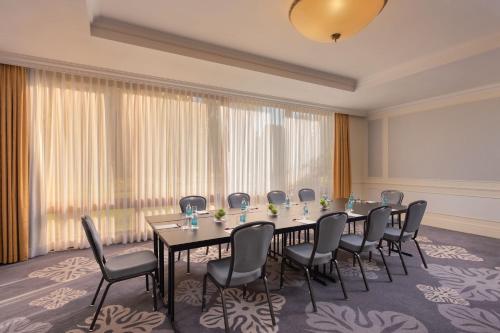 Lisbon Marriott Hotel - image 13
