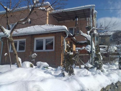 Seosko turističko domaćinstvo Stanišić (Seosko turisticko domacinstvo Stanisic) in Jalovik Izvor