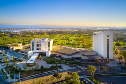 VEA Newport Beach, a Marriott Resort & Spa photo 4