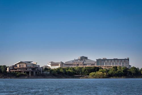 Gaylord Texan Resort & Convention Center