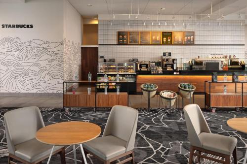 JW Marriott Indianapolis - image 6