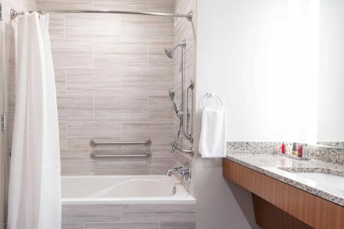 426581290 Auburn Marriott Opelika Resort & Spa at Grand National