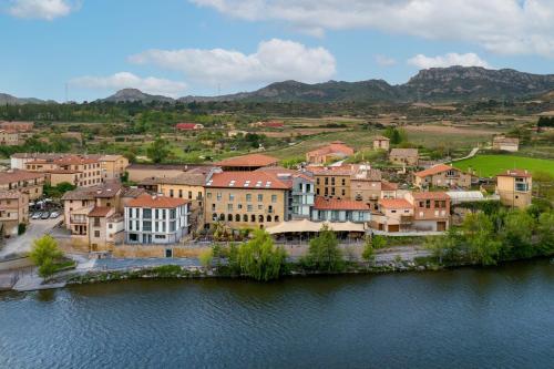 Palacio Tondon, La Rioja Brinas