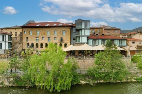 Palacio Tondon, La Rioja Brinas