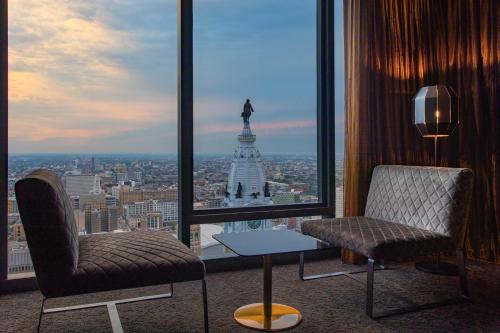 426596204 W Philadelphia