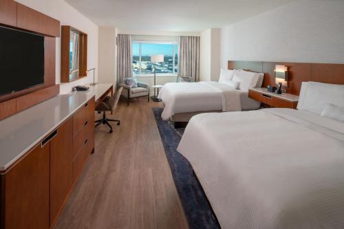 The Westin Houston, Memorial City