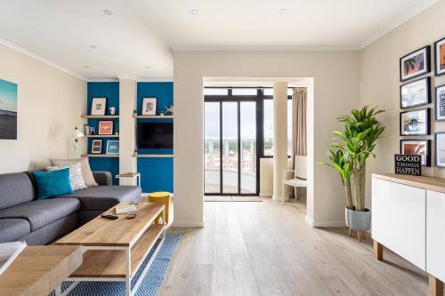 Stylish flat with balcony overlooking the sea, Costa da Caparica (photo 9)